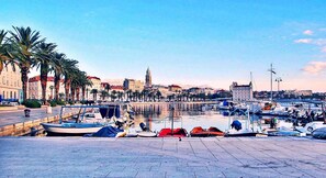 Marina - Romantic Apartments, Studios, Rooms in historical Split center with garden, WI-FI (Split)