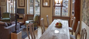 Luxurious 2-bedroom apartment in the historic center of Beaune, 