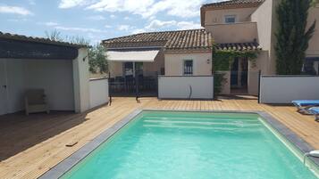 Piscine extérieure