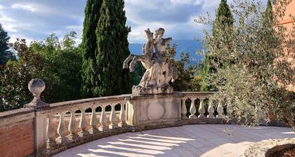 Asolo center, Free parking