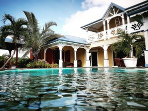 Piscine extérieure