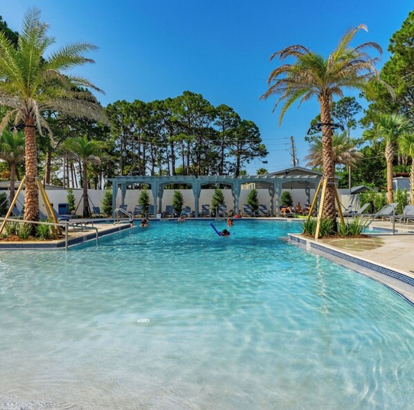 Pool - Sandestin, Bayside, Pet friendly Two master bedrooms+bunk room Free Golf cart (Miramar Beach)