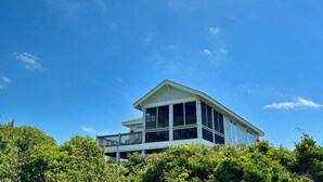 Exterior - NOW AVAILABLE LABOR DAY, OCEAN views, 2 KING masters. 2 clubs- separate purchase (Bald Head Island)