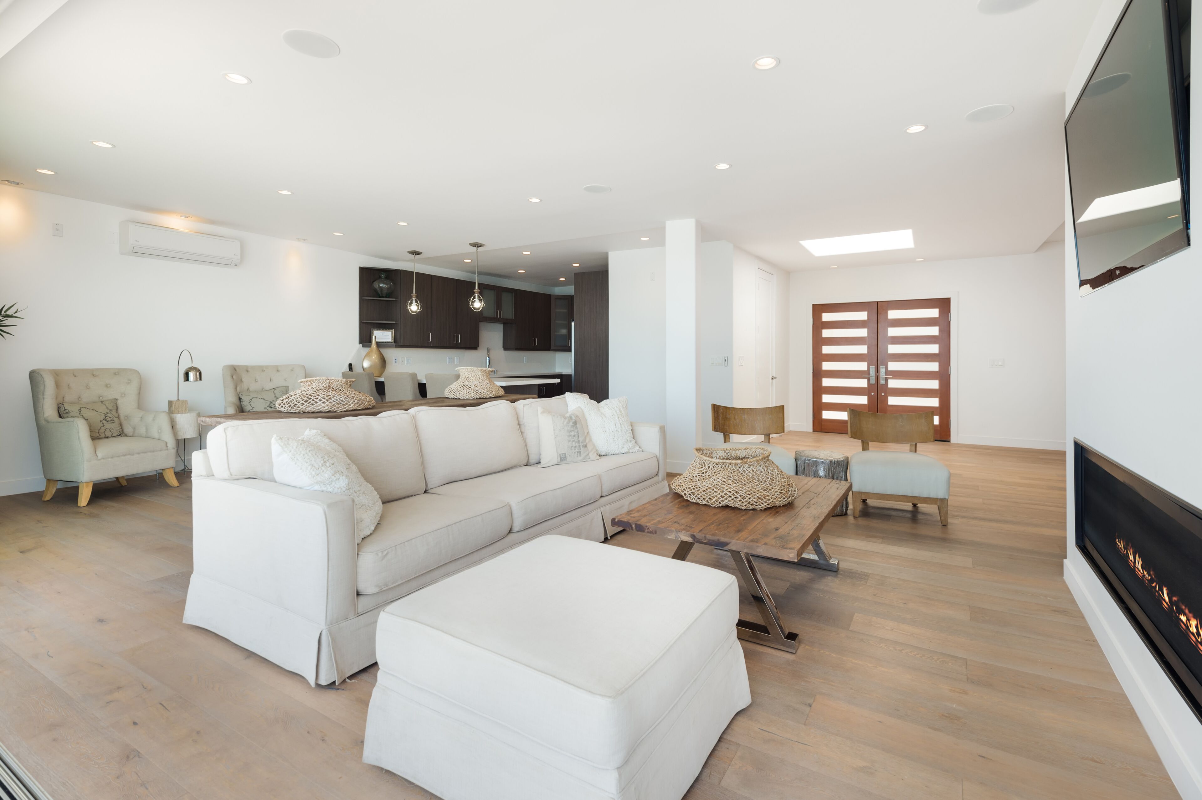 Oceanfront Beach House the Heart of Malibu!