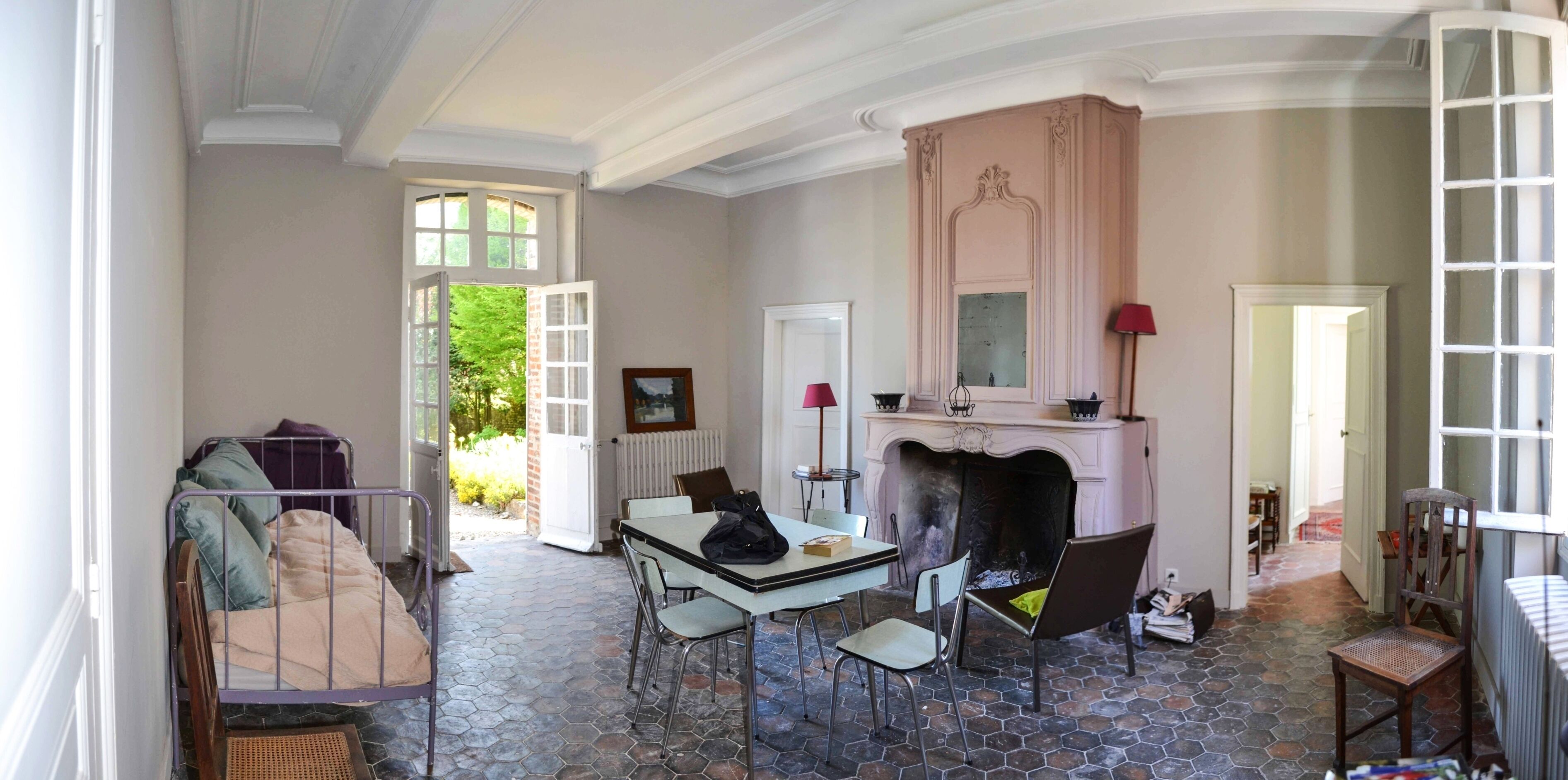 Country house, large garden, sleeps 9, Villers Vermont