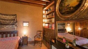 5 makuuhuonetta, silitysrauta/-lauta, vauvan matkasänky, ilmainen Wi-Fi