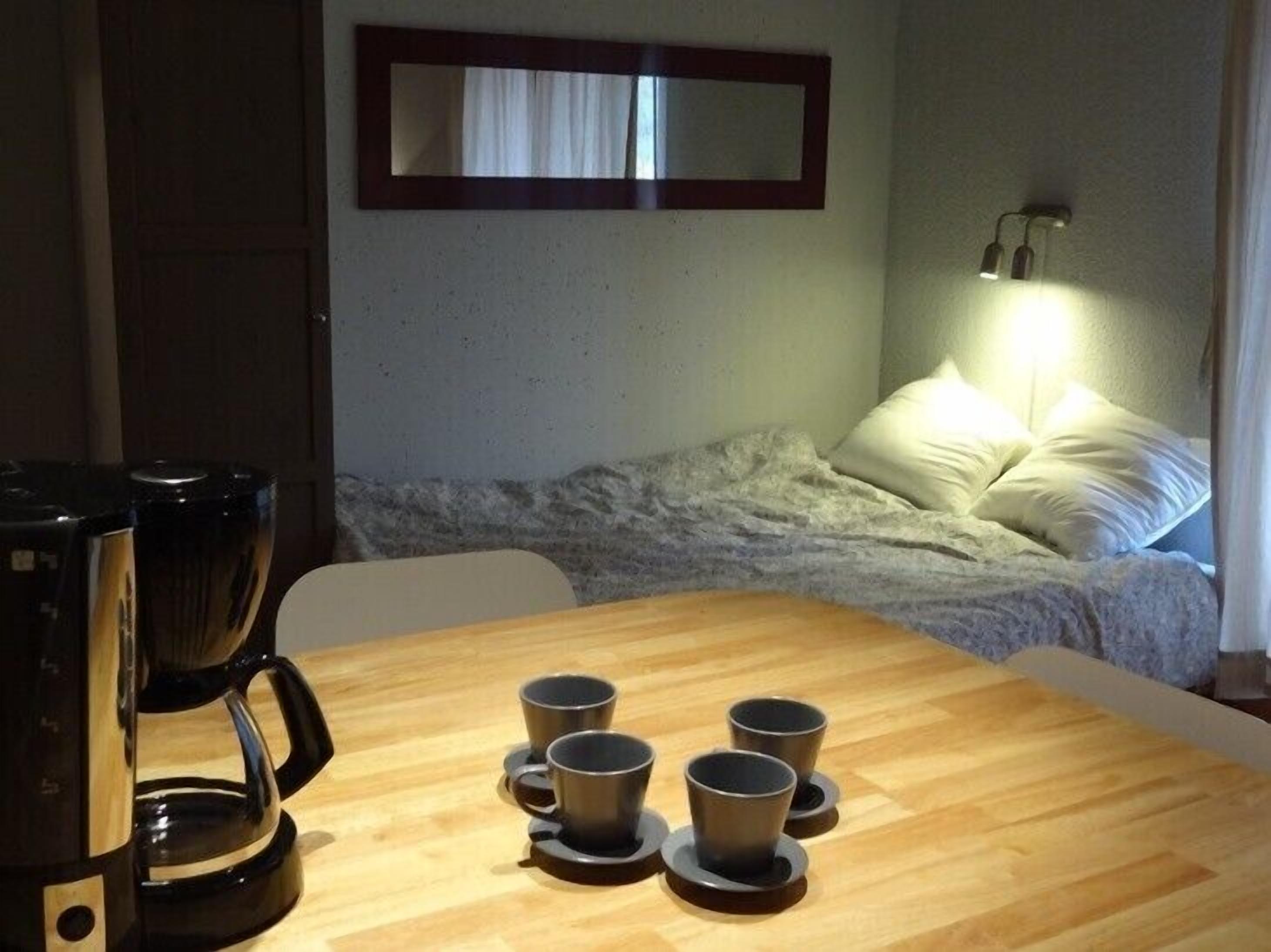 Nice studio modern and comfortable 4 people 200 m from the beach. Wireless.