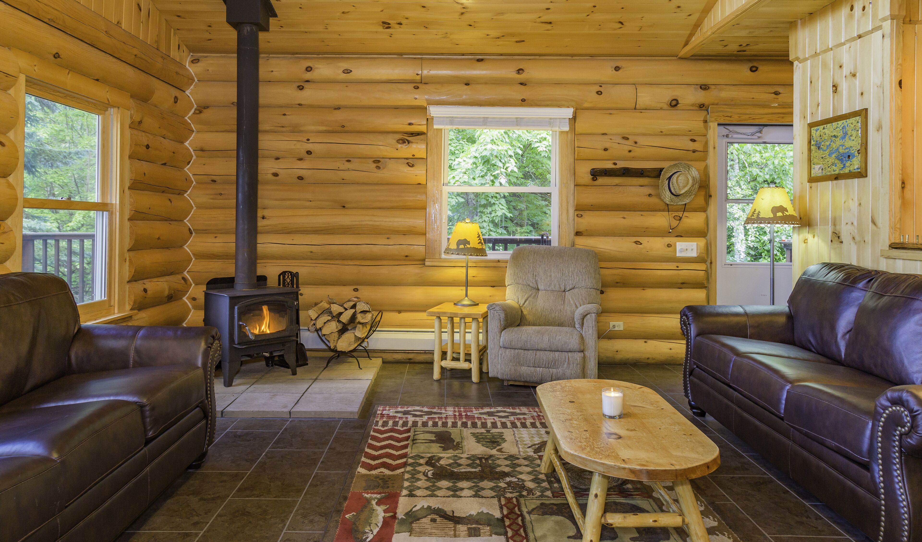 Lake Vermilion log cabin great for large groups and multiple families!