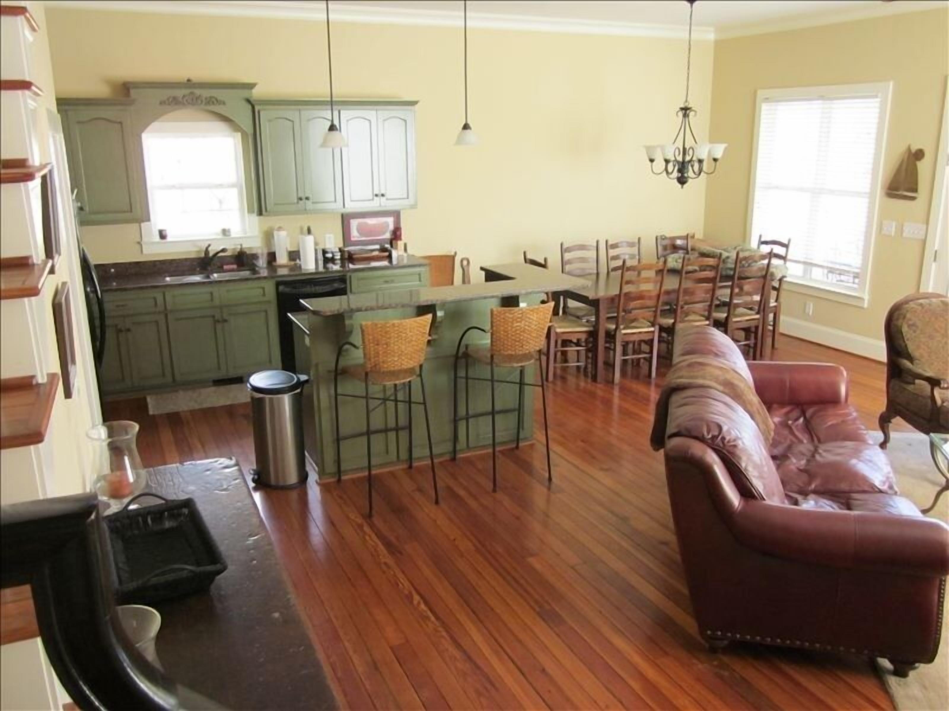 Lakefront Deep Water, Family Friendly, near Masters golf tournament