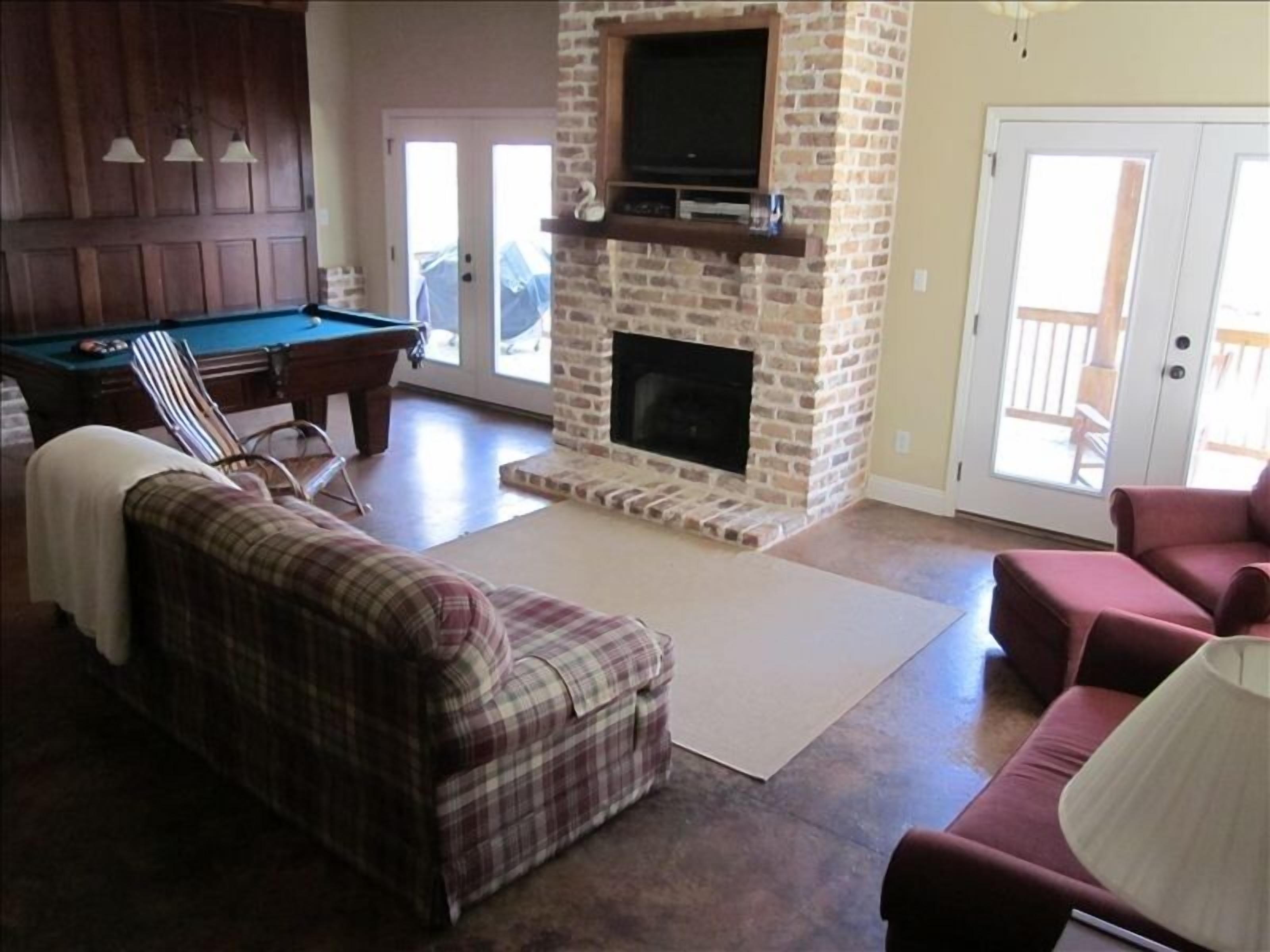 Lakefront Deep Water, Family Friendly, near Masters golf tournament