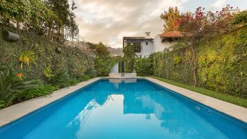 Alberca al aire libre