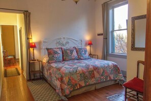 4 Schlafzimmer, Bügeleisen/Bügelbrett, Reisekinderbett, kostenloses WLAN