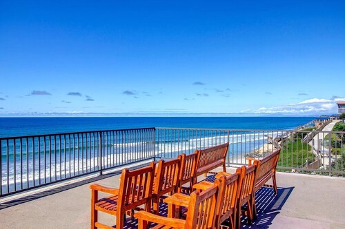 Luxury Beachfront Condo - Ylin kerros Spa Palvelut