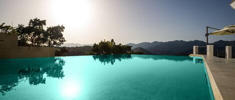 Außenpool, beheizter Pool