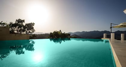 Private heated infinity pool and breathtaking views