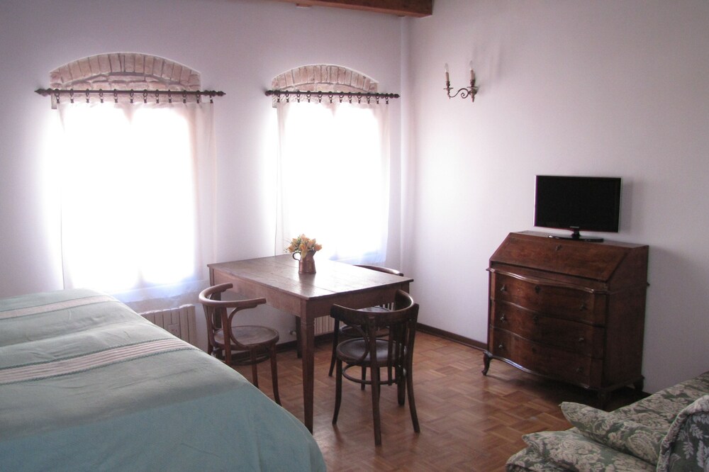 Delicious Mansard 3 Minutes Walking From St. Mark's Square