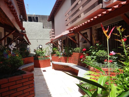 HOUSES AND GARDENS IN CONDOMINIUM CLOSED NEAR THE BEACH