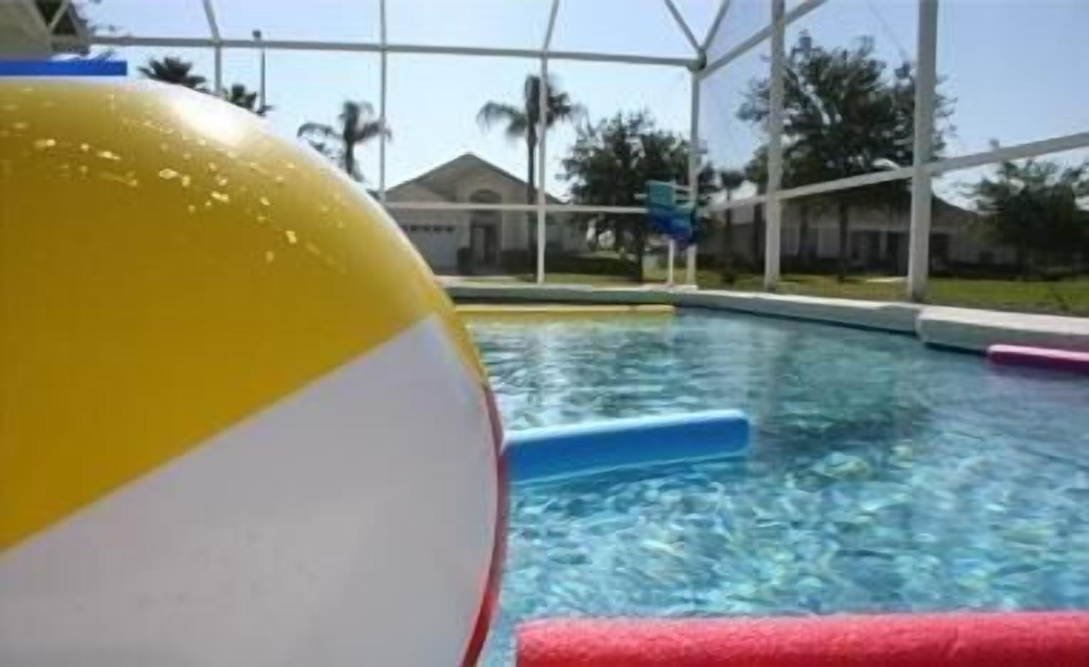**Fantastic **Luxury (2 Master En-suites) Villa, Private South Facing Pool