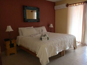 2 chambres, coffres-forts dans les chambres, Wi-Fi gratuit