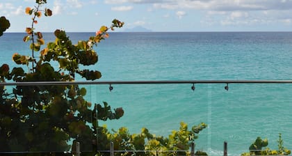 Villa au bord de la mer, choix de la royauté néerlandaise, à Cupecoy Bay, Sint Maarten