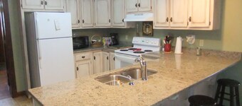 Country Farm Home, Travel the Bourbon Trail, &  Historic Site