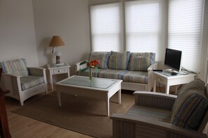 Smart TV, DVD player, foosball, table tennis