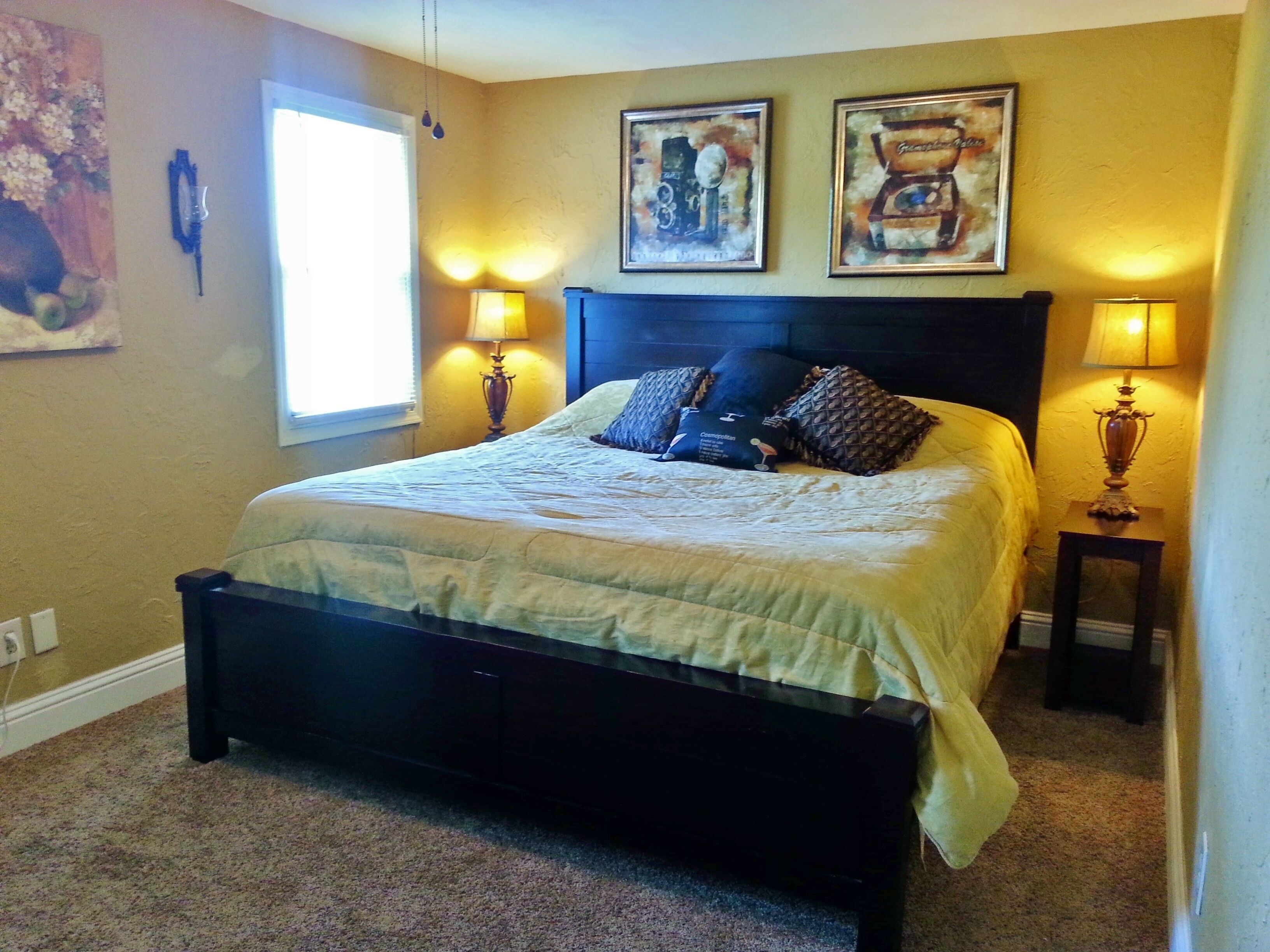 Villa's at Eureka Close Hidden Valley Ski Resort & St. Louis Attractions