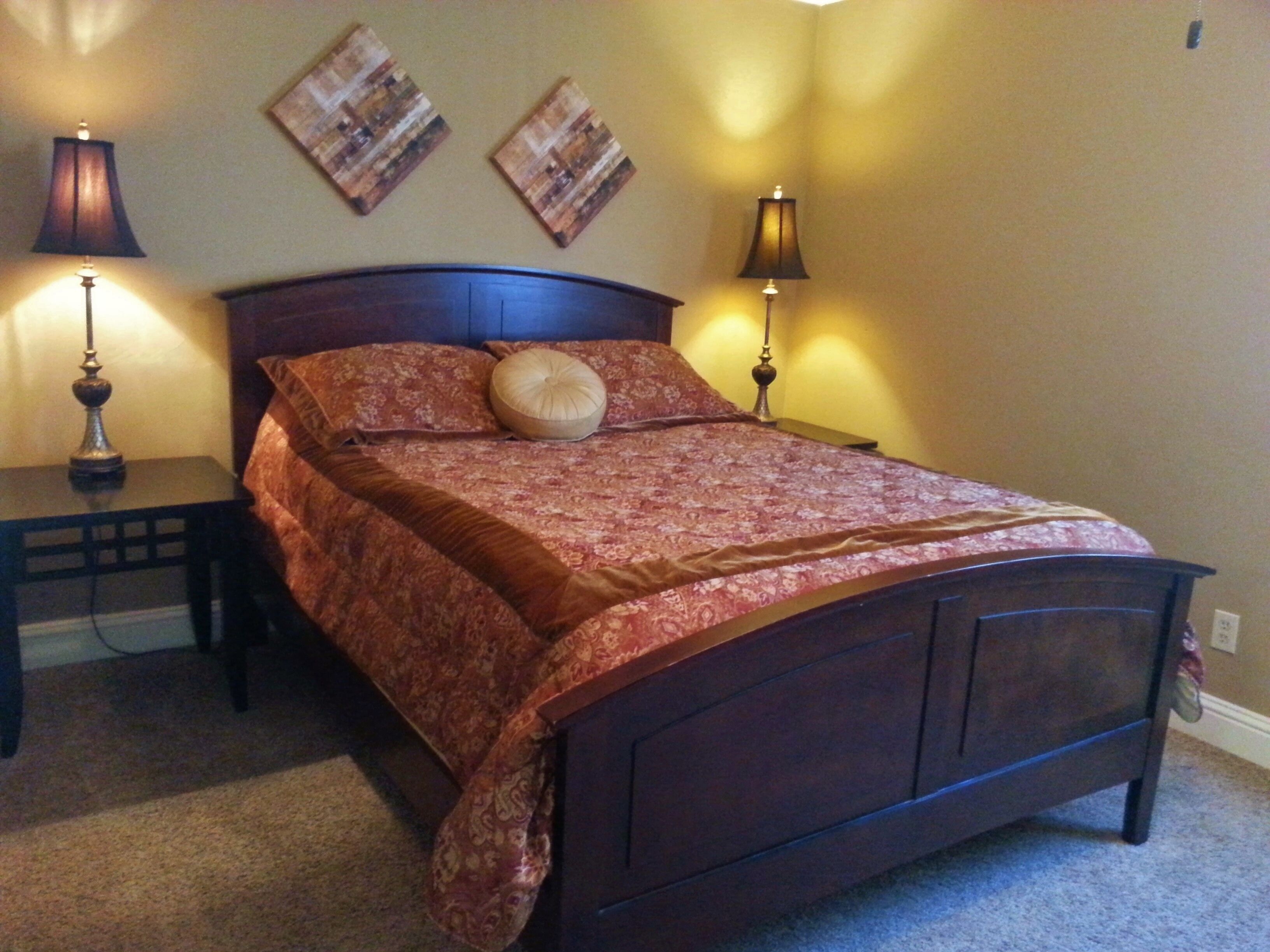 Villa's at Eureka Close Hidden Valley Ski Resort & St. Louis Attractions