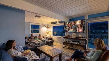 Smart TV, books
