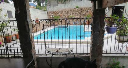 Villa Lysa studio in character house private pool
