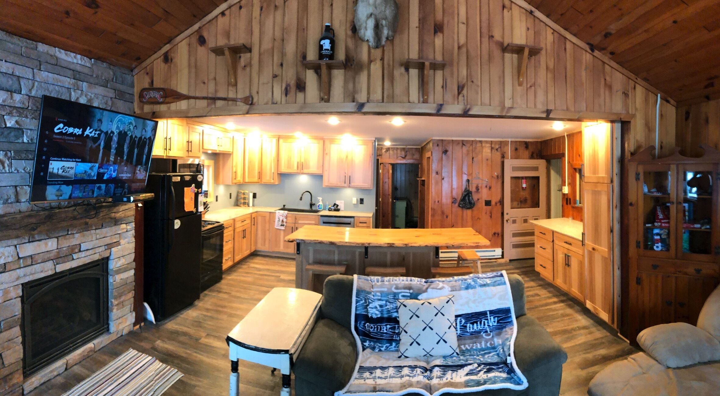 Adirondack Lakefront - User friendly, great beach, full afternoon sun