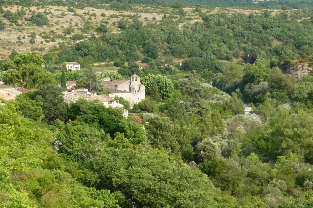 cottage near the Ardèche Gorges and Pont-d'Arc Cave