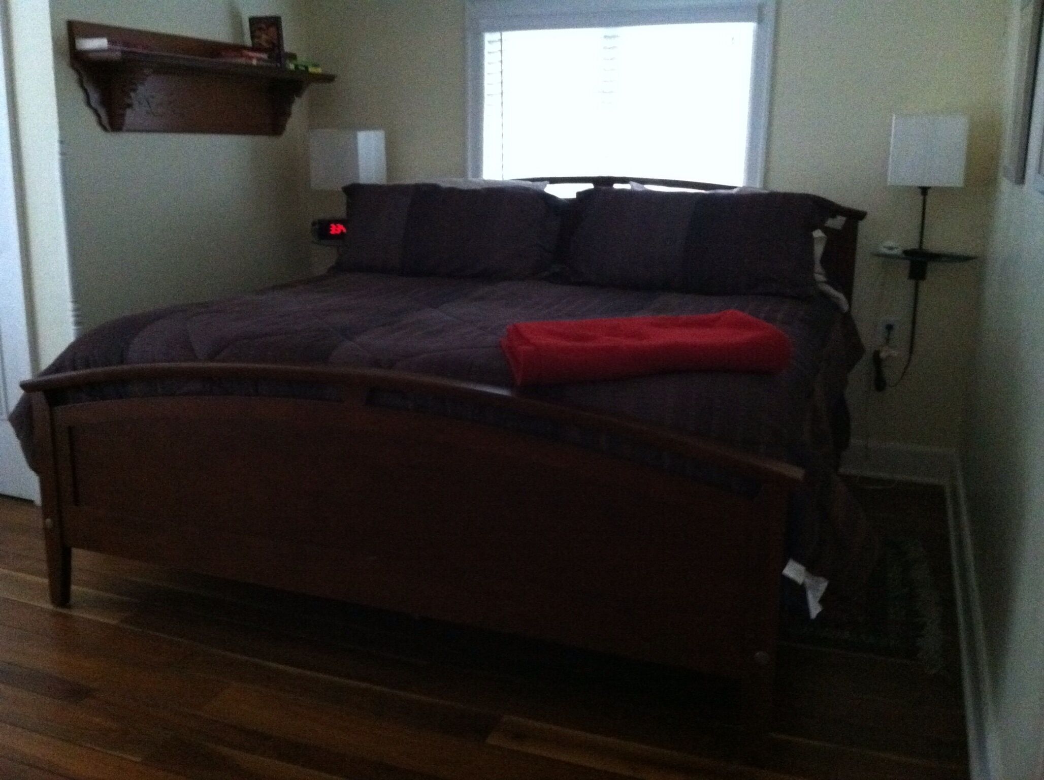 Historic Earl Young Mushroom Home, A Stone's Throw From Town