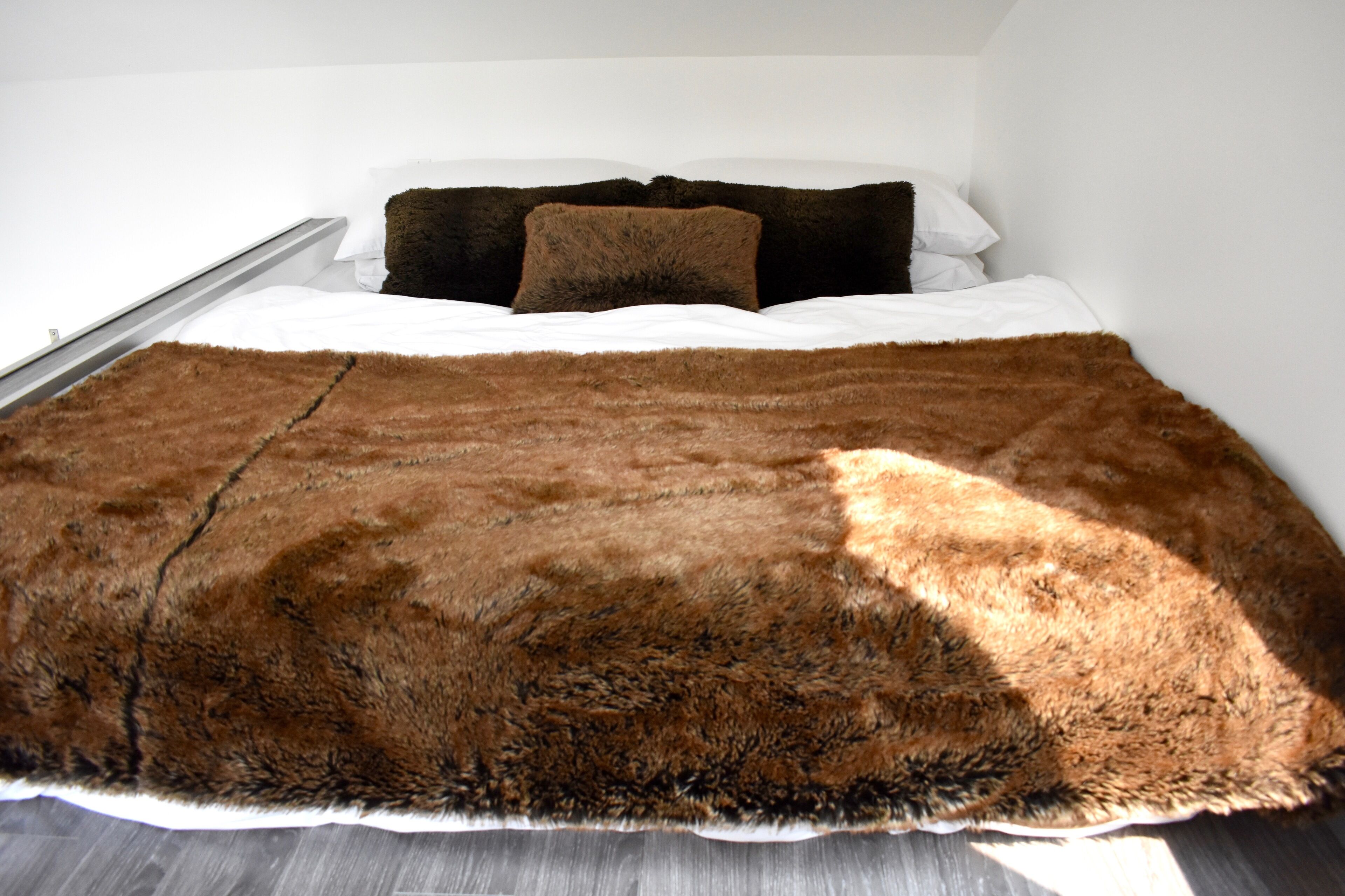 Hayley's Stormtrooper Loft Cabin 