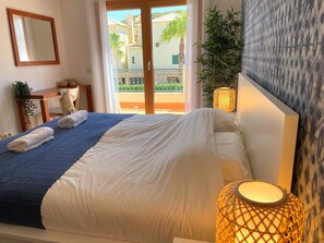 2 bedrooms, in-room safe, iron/ironing board, free WiFi