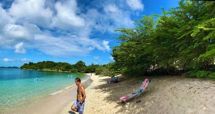 Incredible Ocean views at Villa Catalina. Full Generator!