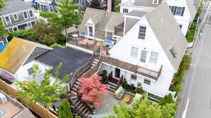 Exterior - West End perfect location ,  Steps to Town & Beach,  outside shower, parking , (provincetown)