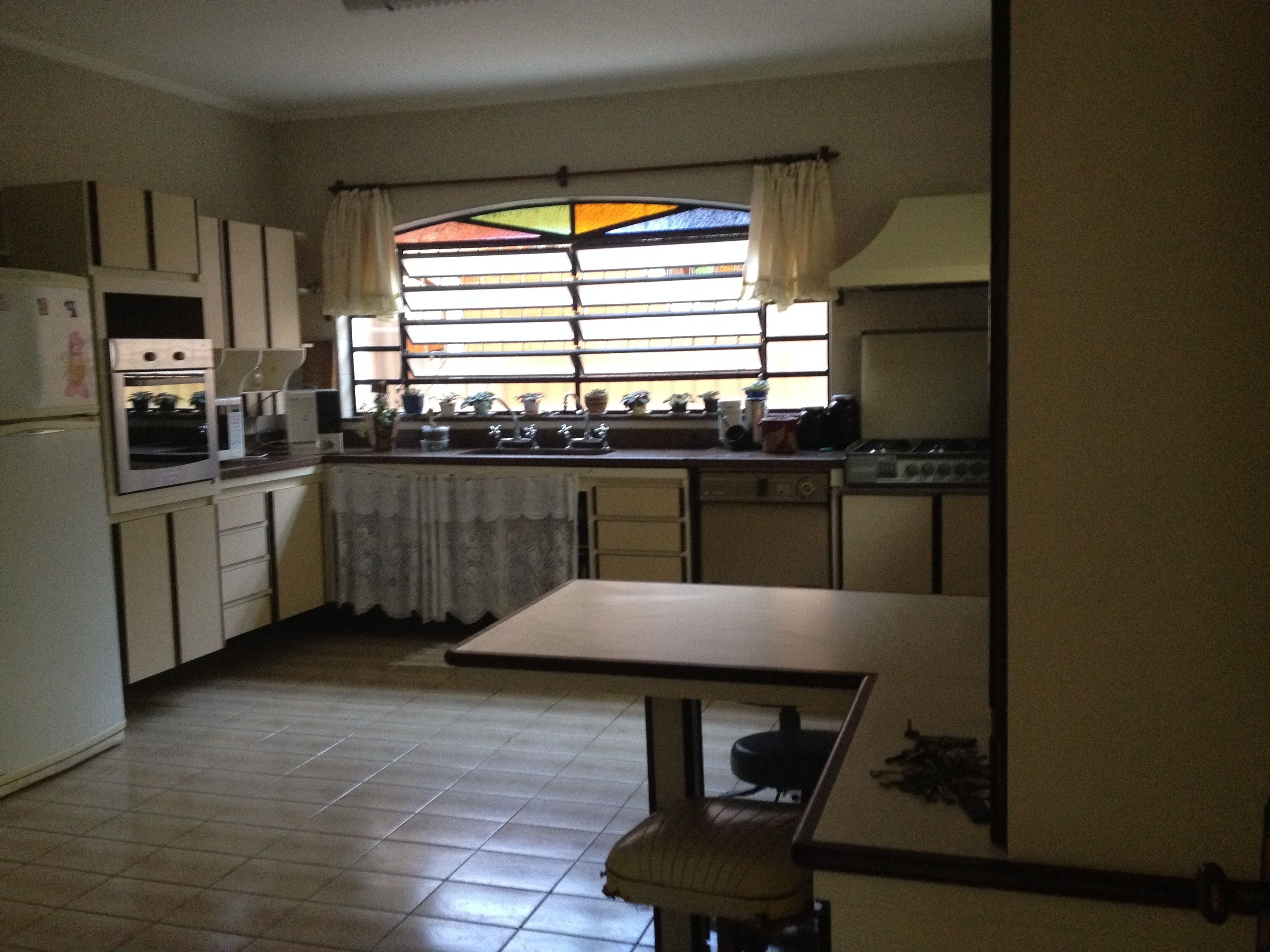 Farm Cond. Sun Gate, next. S. Paulo (40 min), Km. 63.5 of Rod. Castelo Branco