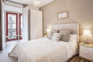 3 Schlafzimmer, Bügeleisen/Bügelbrett, WLAN, Bettwäsche