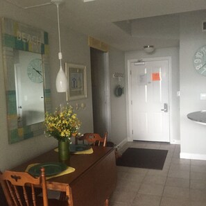 Interior -  Gulf Front Condo---2nd FL Convenient/Reserved Parking (Panama City Beach)