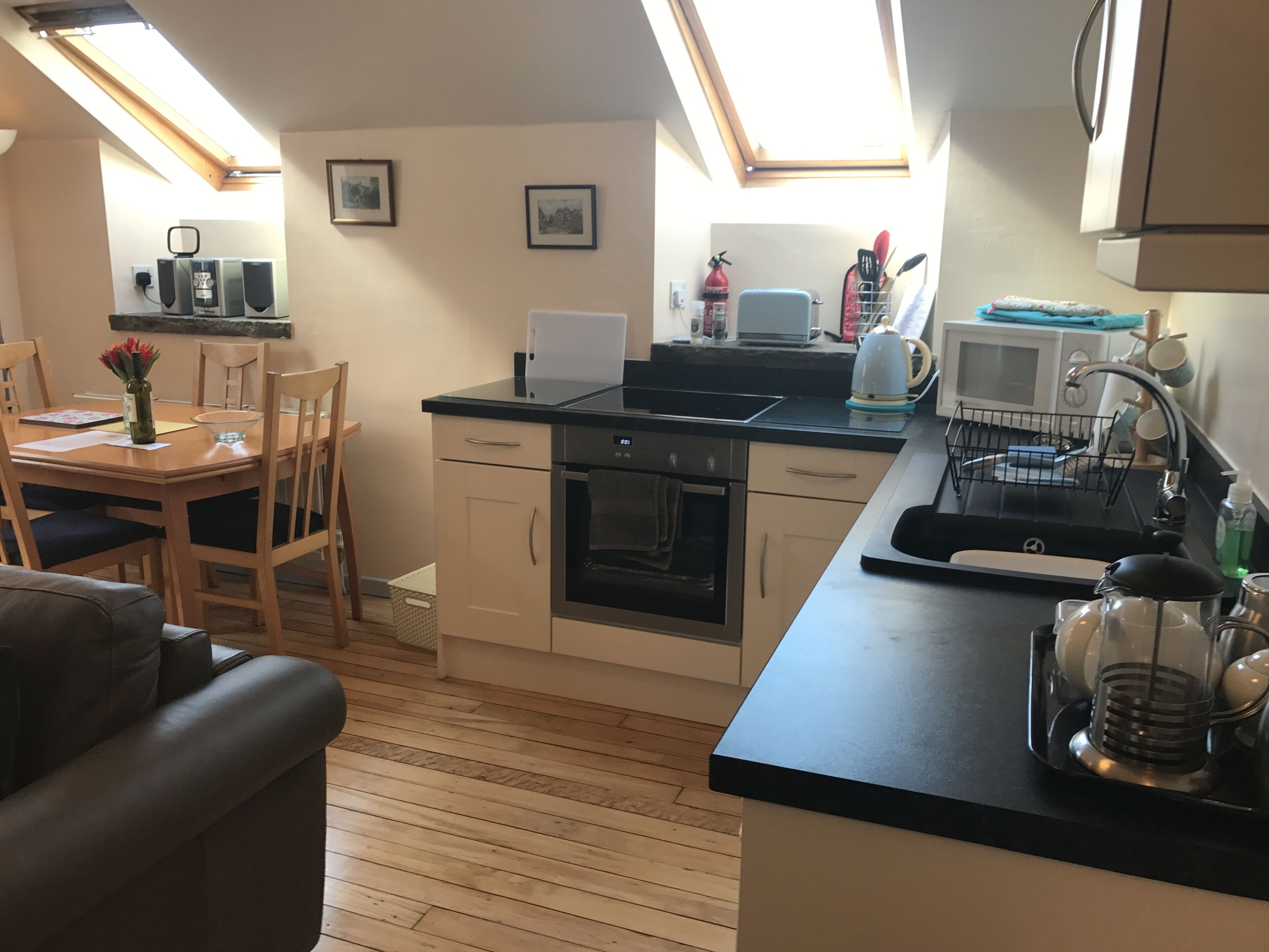 Perfect getaway for a couple, relax, unwind, and enjoy the beautiful countryside