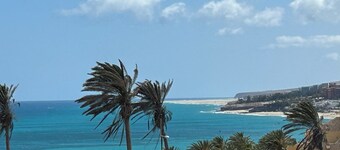Excl. new villa with herlichen panoramic sea views over the Atlantic Ocean off Costa Calma