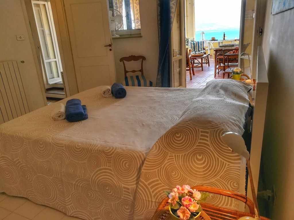 Casa Cattredale  amazing sea view in Gaeta