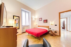 3 bedrooms, iron/ironing board, WiFi, bed sheets - Diamond Apartment in the center of Rome near the subway(80mq, Free WI-FI & A/C) (Roma)