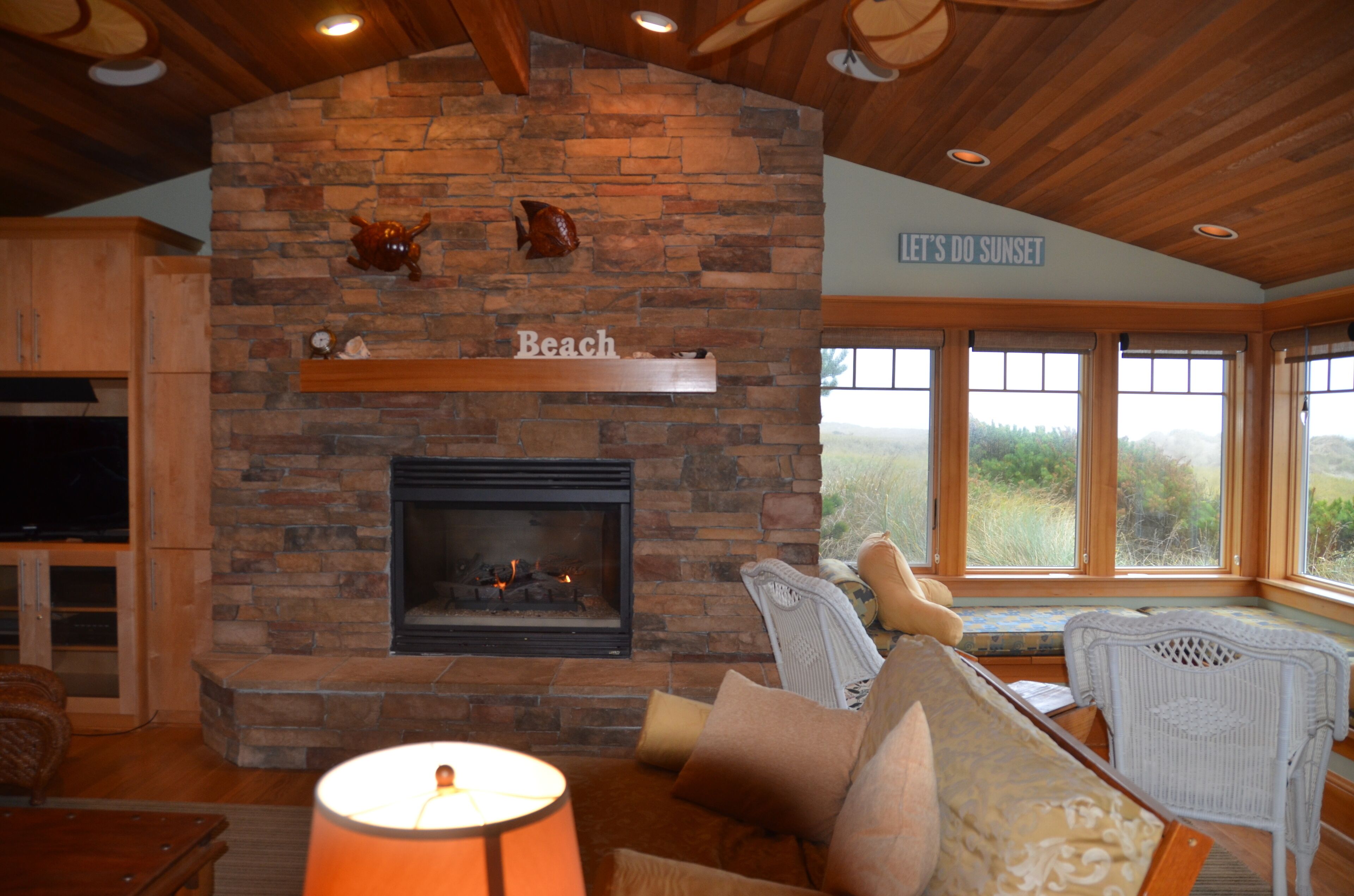 Cozeys_   Manzanita's Most Splendid Beach Home Single Story MCA  # 1527