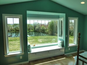 2 bedrooms, desk, iron/ironing board, free WiFi - A Relaxing Place To Have Fun In The Sun! (Yakima)