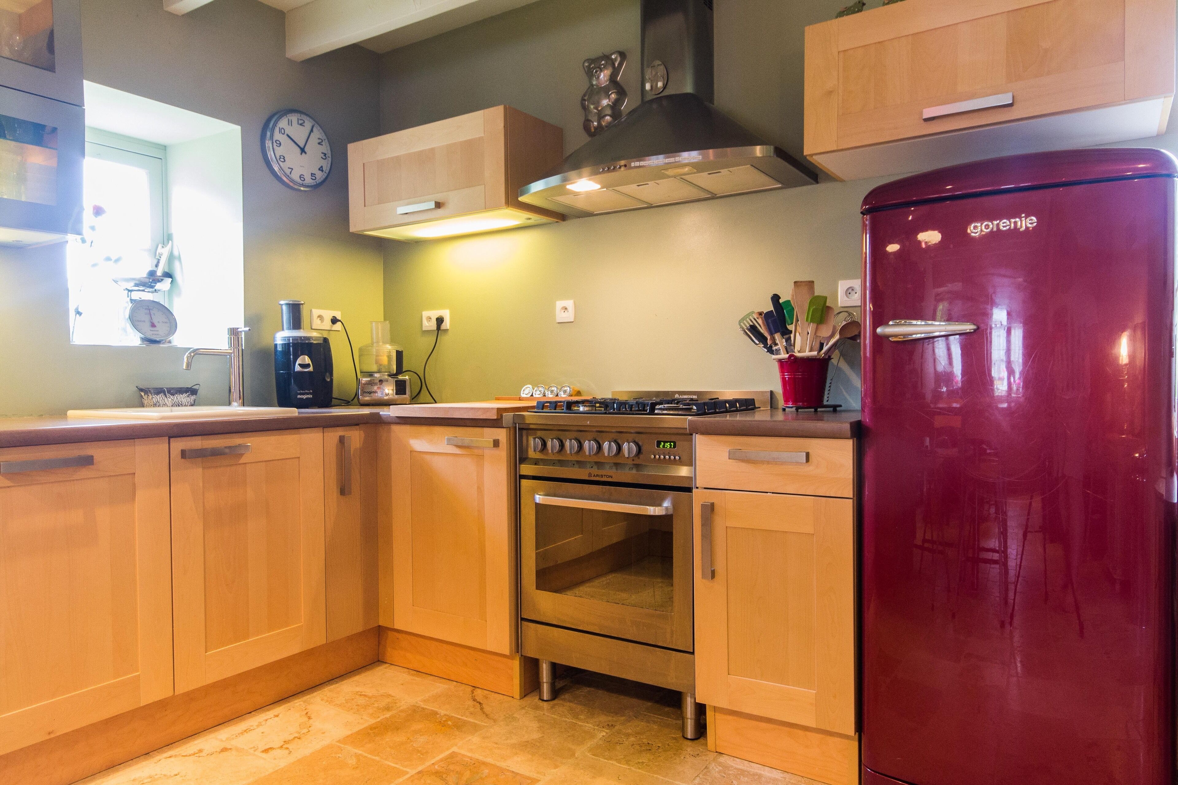 Pretty house in the heart of Auxois, ideal for families of 2 or 3 children.