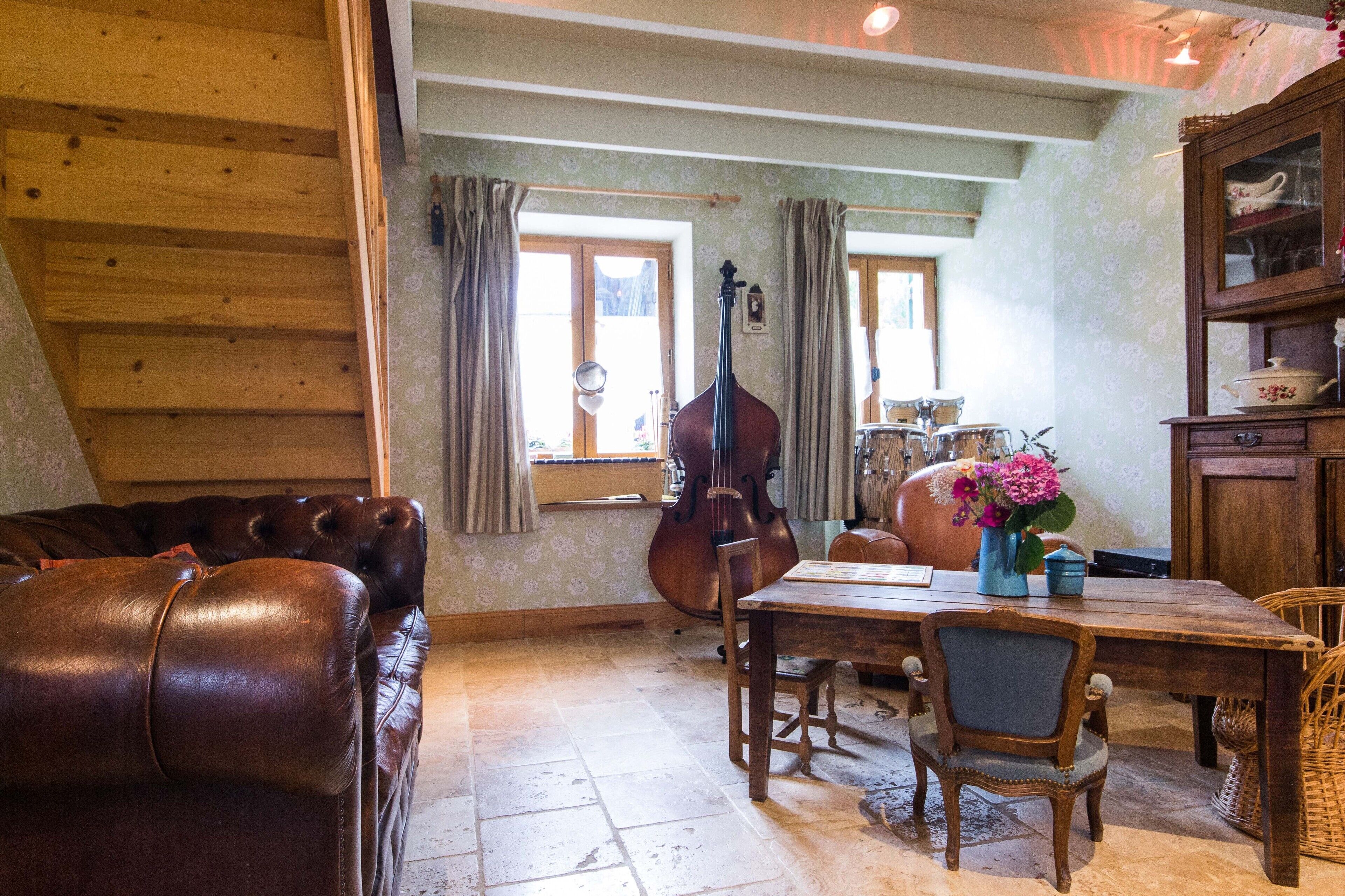 Pretty house in the heart of Auxois, ideal for families of 2 or 3 children.