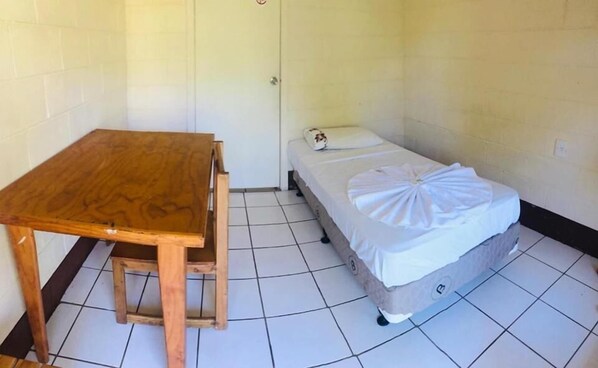Individually furnished, desk, WiFi, bed sheets