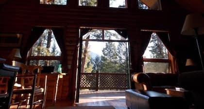 Great All Season Log House in Alpine,WY